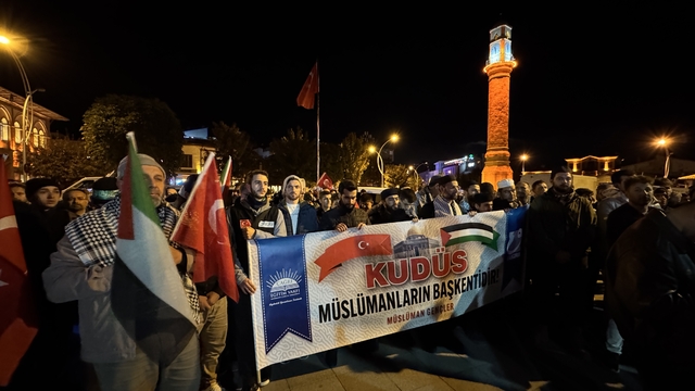 Samsun ve Çorum'da İsrail'in Küresel Sumud Filosu'na saldırısı kınandı