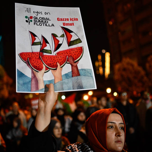 İsrail'in Küresel Sumud Filosu'na saldırısı Ankara'da protesto edildi