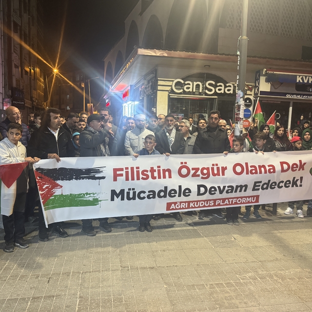 Erzurum, Ağrı ve Erzincan'da İsrail'in Küresel Sumud Filosu'na saldırısı pr...