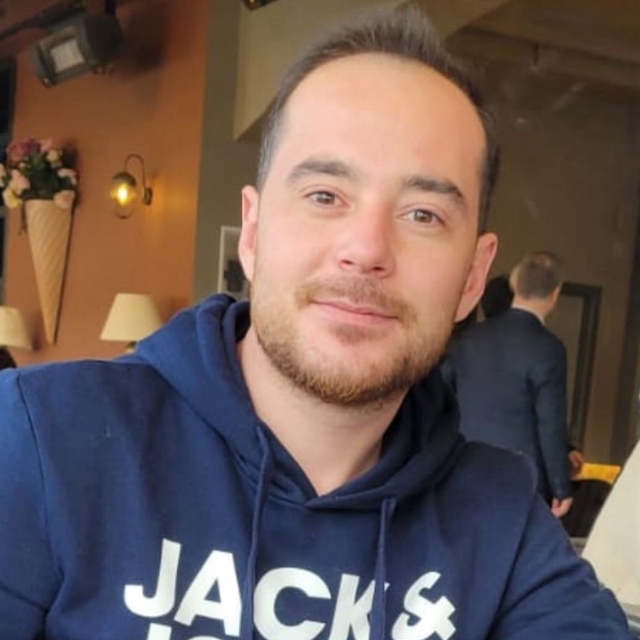 Kamyonun çarptığı otomobilin sürücüsü öldü