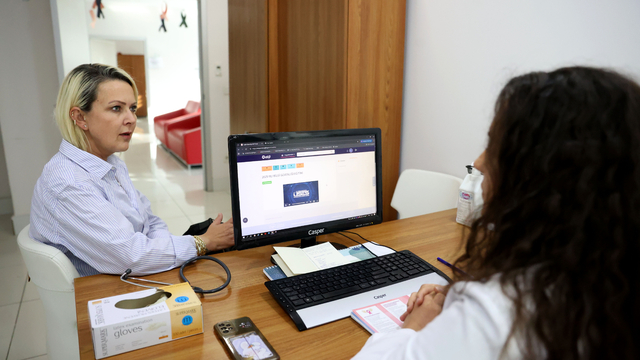 Erken teşhis ile fark edilen meme kanserini tedaviyle yendi