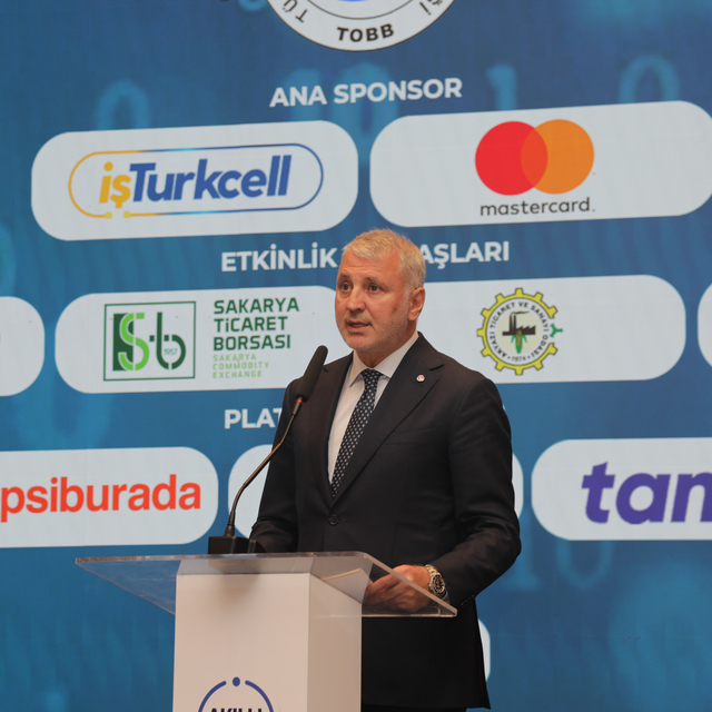 Sakarya'da Akıllı KOBİ Dijital Dönüşüm Konferansı gerçekleştirildi