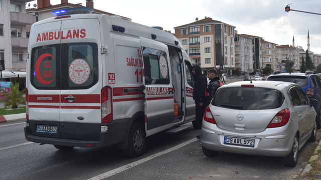 Lüleburgaz'da motosikletten düşen sürücü yaralandı