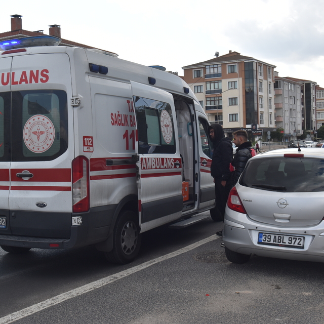 Lüleburgaz'da motosikletten düşen sürücü yaralandı