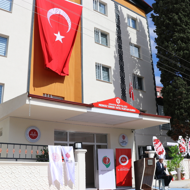 Amasya'da yatılı erkek Kuran kursunun açılışı yapıldı