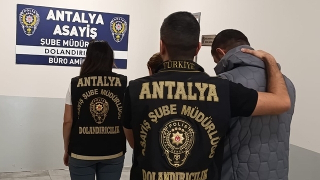 Antalya'da engelli kişiyi evini satarak dolandırdığı iddia edilen şüpheli tutuklandı