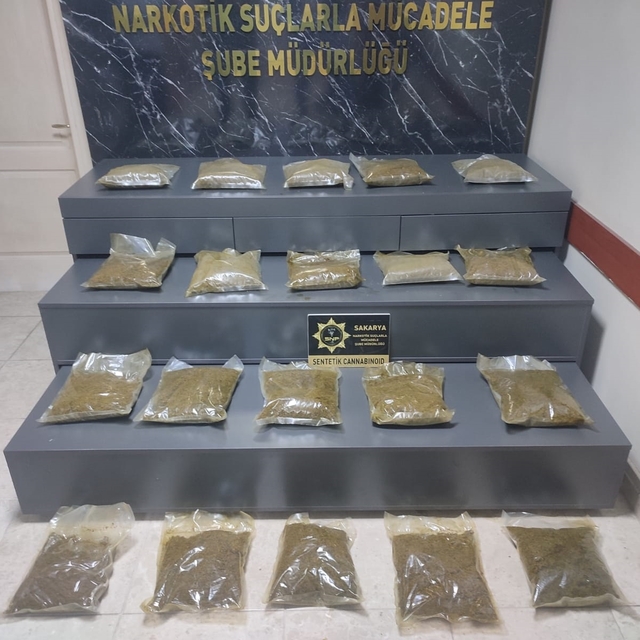 Sakarya merkezli uyuşturucu operasyonu; 12 tutuklama