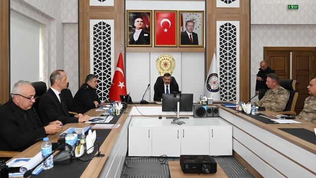 Sahipsiz sokak hayvanlarıyla ilgili ihbarlar 112'ye yapılacak