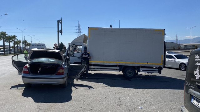 Kahramanmaraş'ta zincirleme trafik kazasında 3 kişi yaralandı