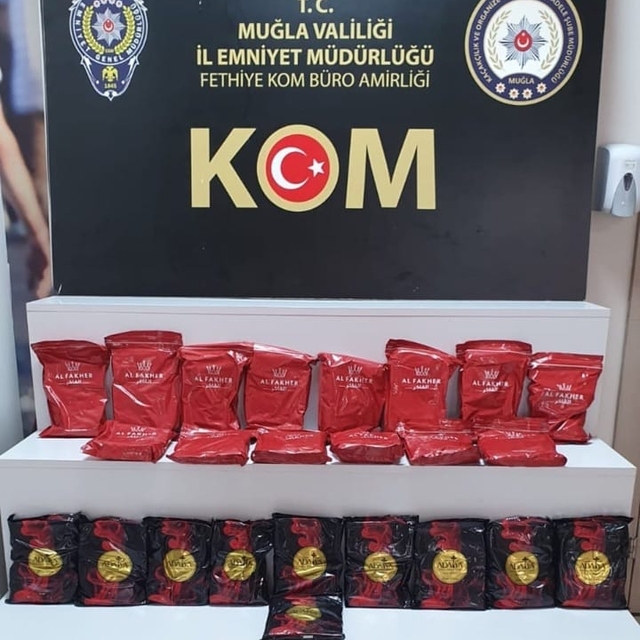 Muğla'da tütün mamulleri kaçakçılığı operasyonunda 11 zanlı yakalandı