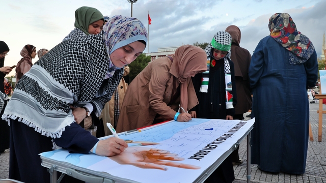 İsrail'in Küresel Sumud Filosu'na saldırısı Samsun'da kınandı