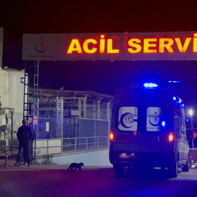 Bartın'da kauçuk fabrikasında gazdan etkilenen 32 işçi hastaneye kaldırıldı