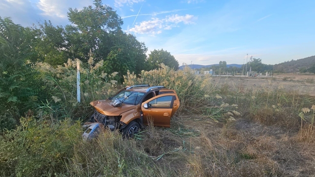 Bilecik'te 2 otomobilin çarpıştığı kazada 5 kişi yaralandı