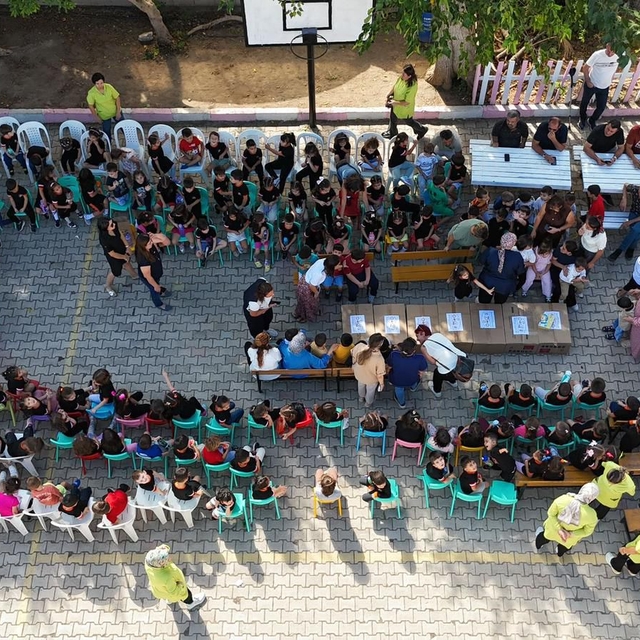 Kumluca'da "oyuncağım oyuncağın olsun" etkinliği düzenlendi