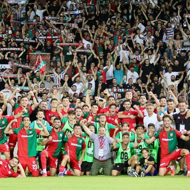 Karşıyaka 5'te 5 için Atatürk Stadı'nda