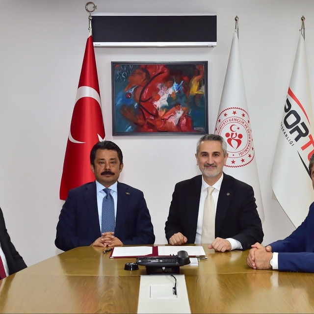 Kırşehir Milletvekili Erkan, kentteki spor yatırımları hakkında bilgi verdi