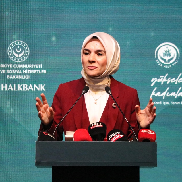 Bakan Göktaş: Kadınlar yenilikçi fikirleriyle iş dünyasının çehresini değiş...