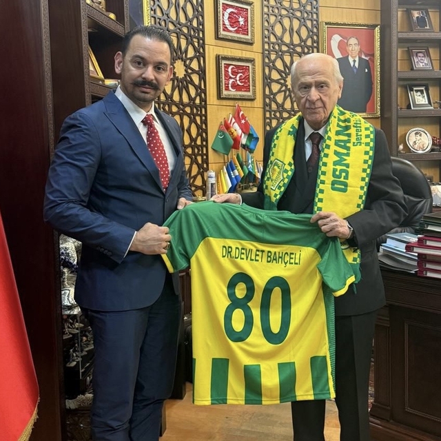 Osmaniyespor'dan Devlet Bahçeli'ye onursal başkanlık