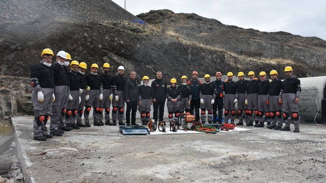 Gümüşhane'de arama kurtarma eğitimleri devam ediyor