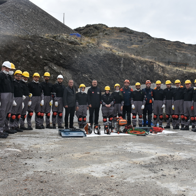 Gümüşhane'de arama kurtarma eğitimleri devam ediyor