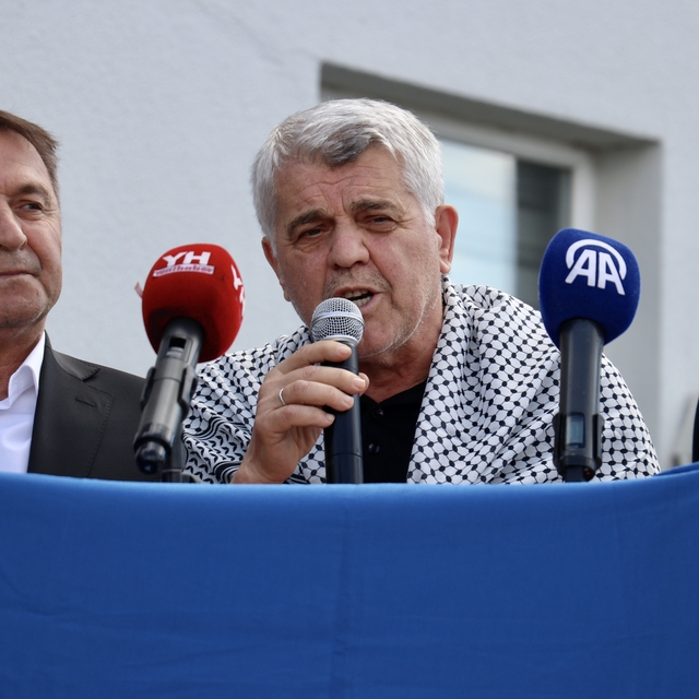 İsrail'in Küresel Sumud Filosu'na saldırısı Sakarya'da protesto edildi