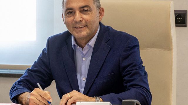 Geçici olarak görevden uzaklaştırılan tutuklu Manavgat Belediye Başkanı Kara, CHP'den istifa etti