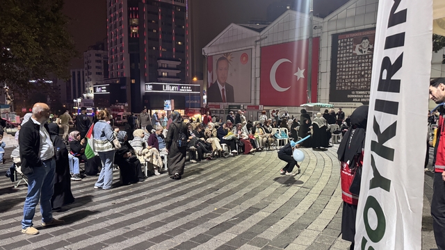 Bursa ve Balıkesir'de İsrail'in Küresel Sumud Filosu'na saldırıları protesto edildi