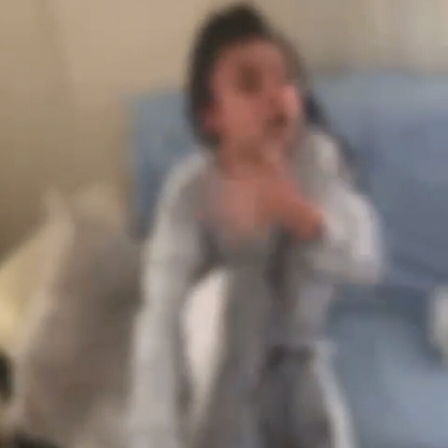 Camide 2 kişiyle ilişkiye girdiğini iddia ettiği kız kardeşine şiddet uygul...