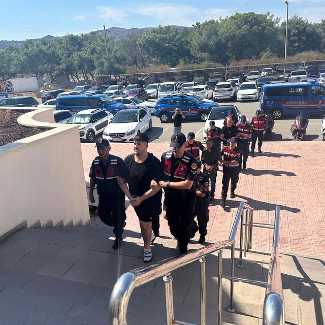 İstanbul'daki iş yerinin kurşunlanmasıyla ilgili Bodrum'da yakalanan 5 zanl...