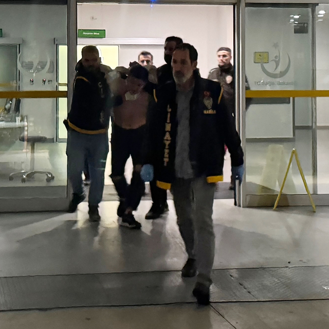 Manisa'da kız kardeşine şiddet uygulayan şüpheli yakalandı