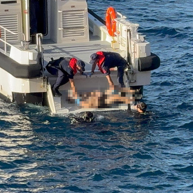 Denizde yüzme maskesi takılı halde cansız bedeni bulundu