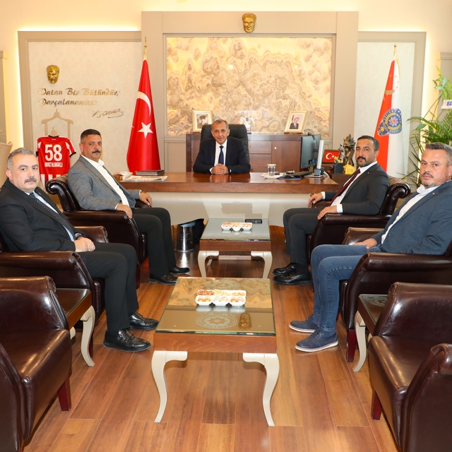 Sivas Ticaret Borsası üyelerinden İl Emniyet Müdürü Alaağaçlı'ya "hayırlı o...