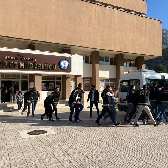 Amasya'da uyuşturucu operasyonunda 9 tutuklama