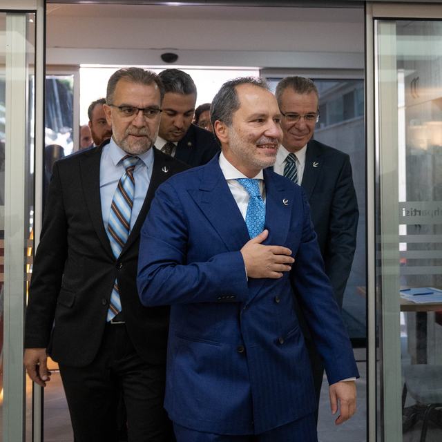 Yeniden Refah Partisi Genel Başkanı Erbakan, İl Başkanları Toplantısı önces...