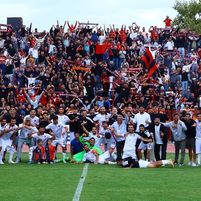 Lider Uşakspor zorlu deplasmanda