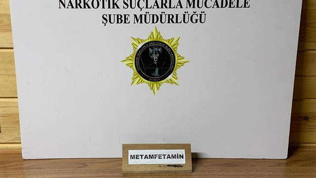 Samsun'da bir otomobilin yakıt deposunda uyuşturucu ele geçirildi