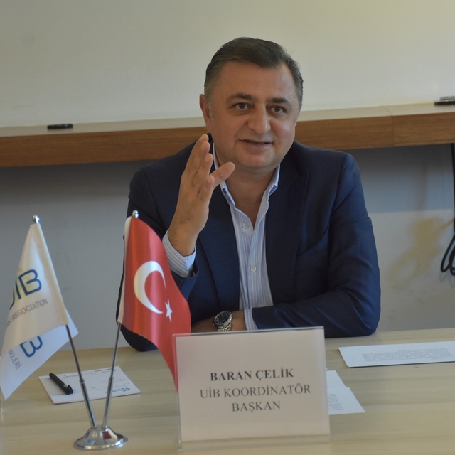 UİB Koordinatör Başkanı Çelik, "Anadolu Buluşmaları"nda öğrencilerle bir ar...