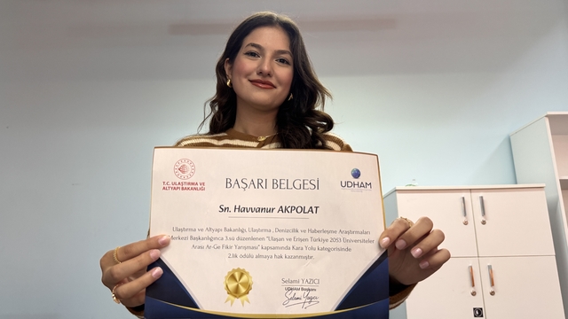 Üniversite öğrencilerinin çevre dostu ulaşım aracı ödül getirdi