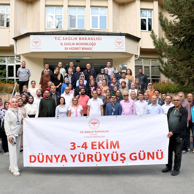 Kayseri'de sağlıklı yaşam yürüyüşü düzenlendi