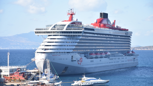 Bodrum'a "Resilient Lady" kruvaziyeriyle 2 bin 612 yolcu geldi