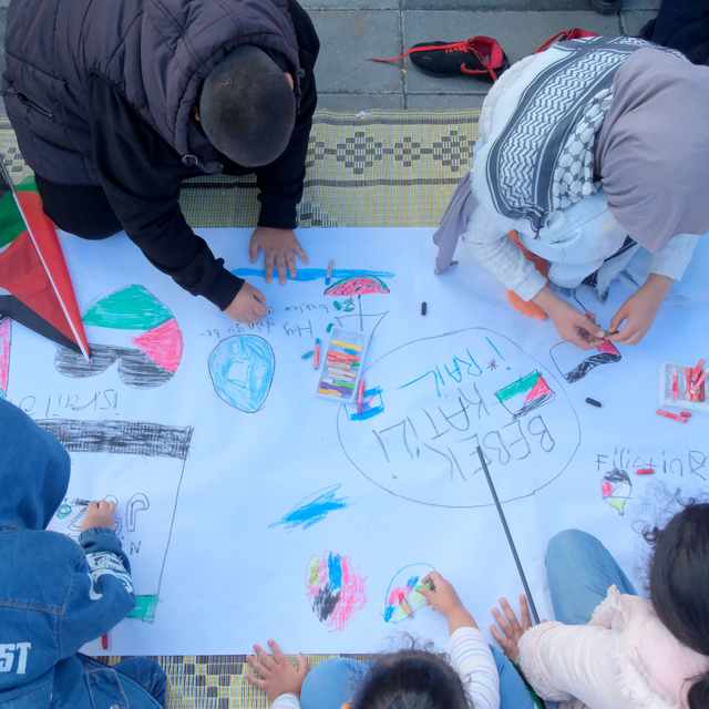 Kırklareli ve Tekirdağ'da "Filistinli çocuklar için çiz" etkinliği düzenlen...