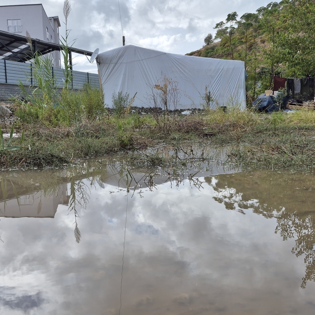 Muğla'da çadırı su basan aileler otele yerleştirildi