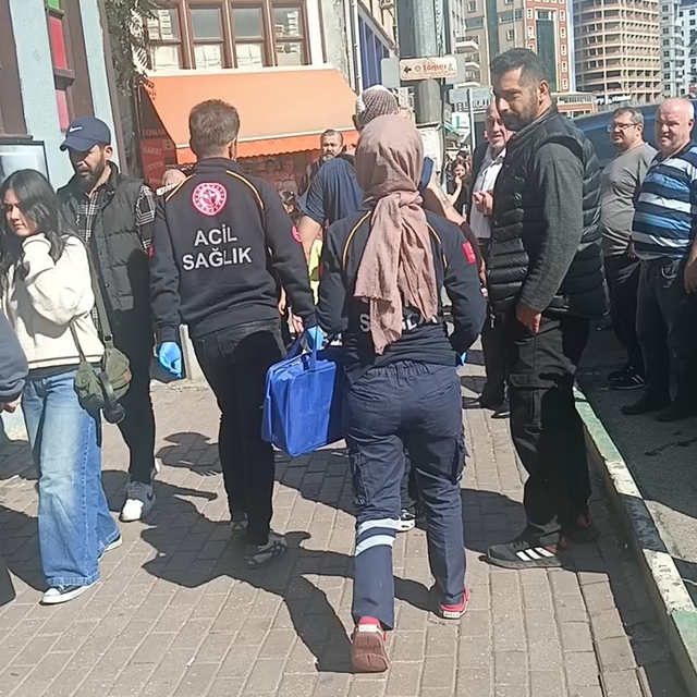 Dövmecilerin 'müşteri' kavgası; 4 yaralı