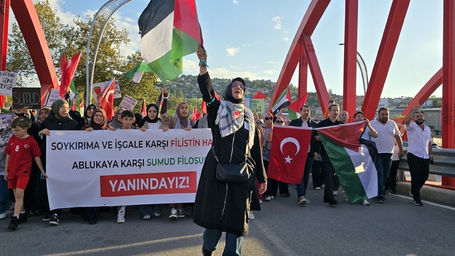 Zonguldak'ta Küresel Sumud Filosu'na destek yürüyüşü yapıldı