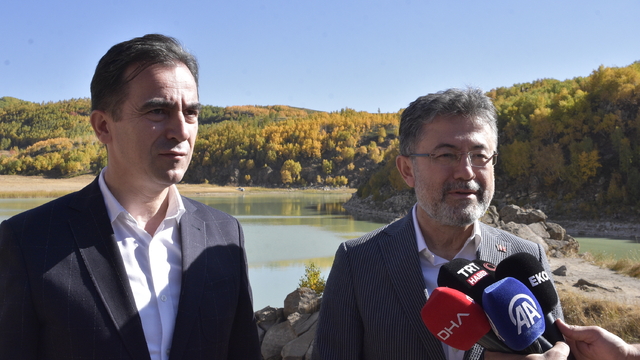 Tarım ve Orman Bakanı Yumaklı, Bitlis'teki Nemrut Kalderası'nda incelemelerde bulundu: