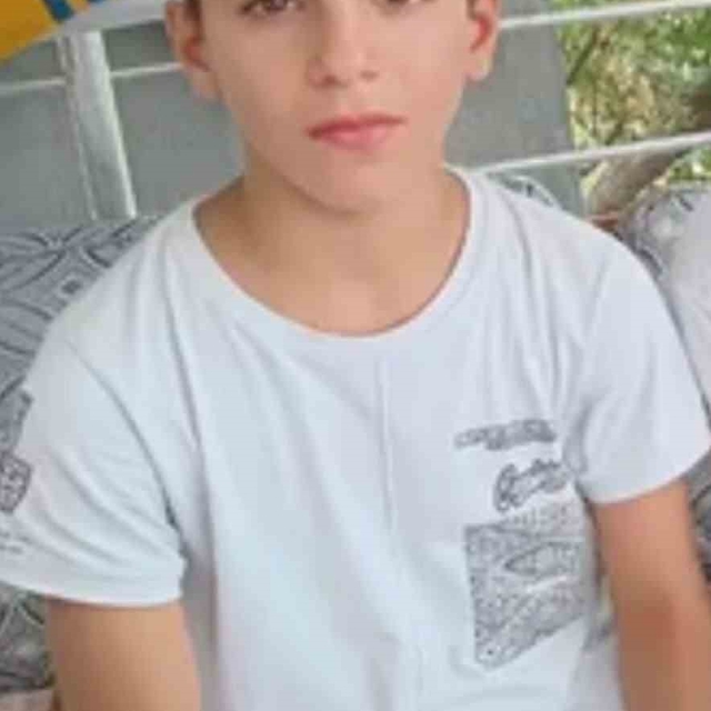 Komşusunun motosikletini izinsiz alıp, duvara çarpıp öldü