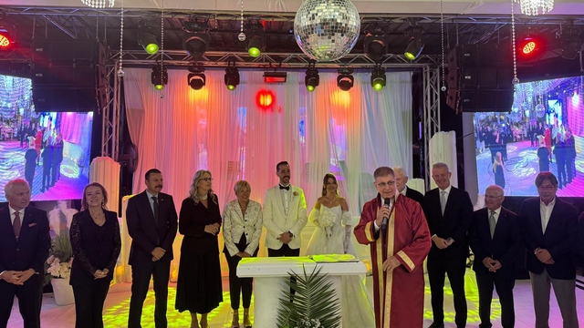 İzmir Ticaret Borsası Başkan Yardımcısı Korkmaz'ın oğlu dünya evine girdi