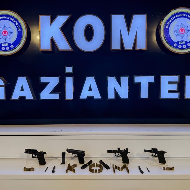 Gaziantep'te silah kaçakçılığı operasyonunda 2 şüpheli yakalandı