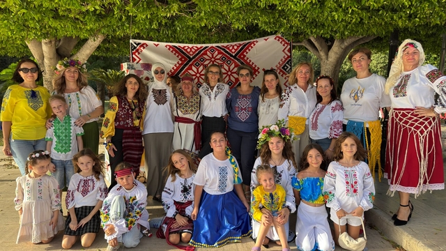 Adana'da yaşayan Ukraynalılar "Kozaklık Günü"nü kutladı