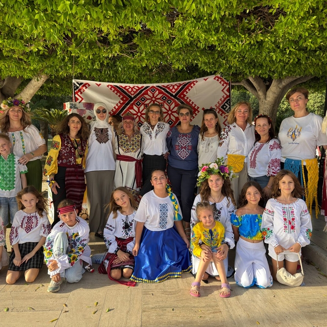 Adana'da yaşayan Ukraynalılar "Kozaklık Günü"nü kutladı